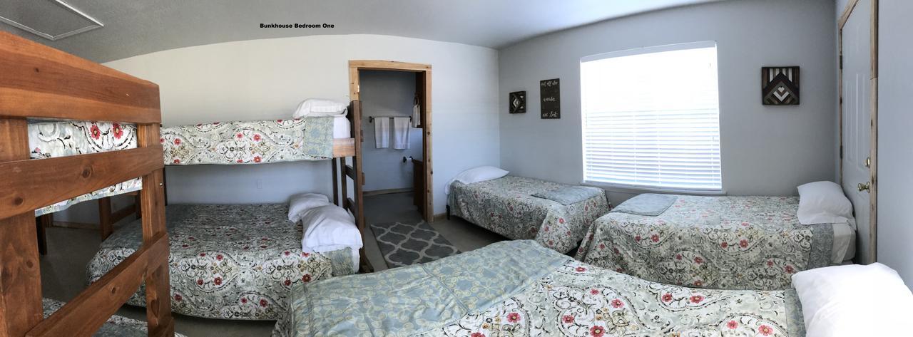 Arrowhead Point Lodge & Campground Kingston Екстериор снимка